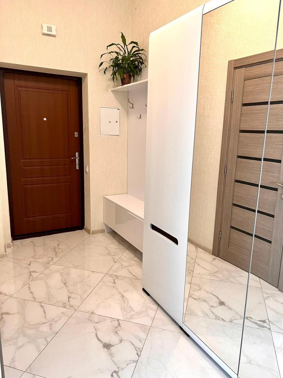 Семицвіт Apartment Lviv Bagian luar foto