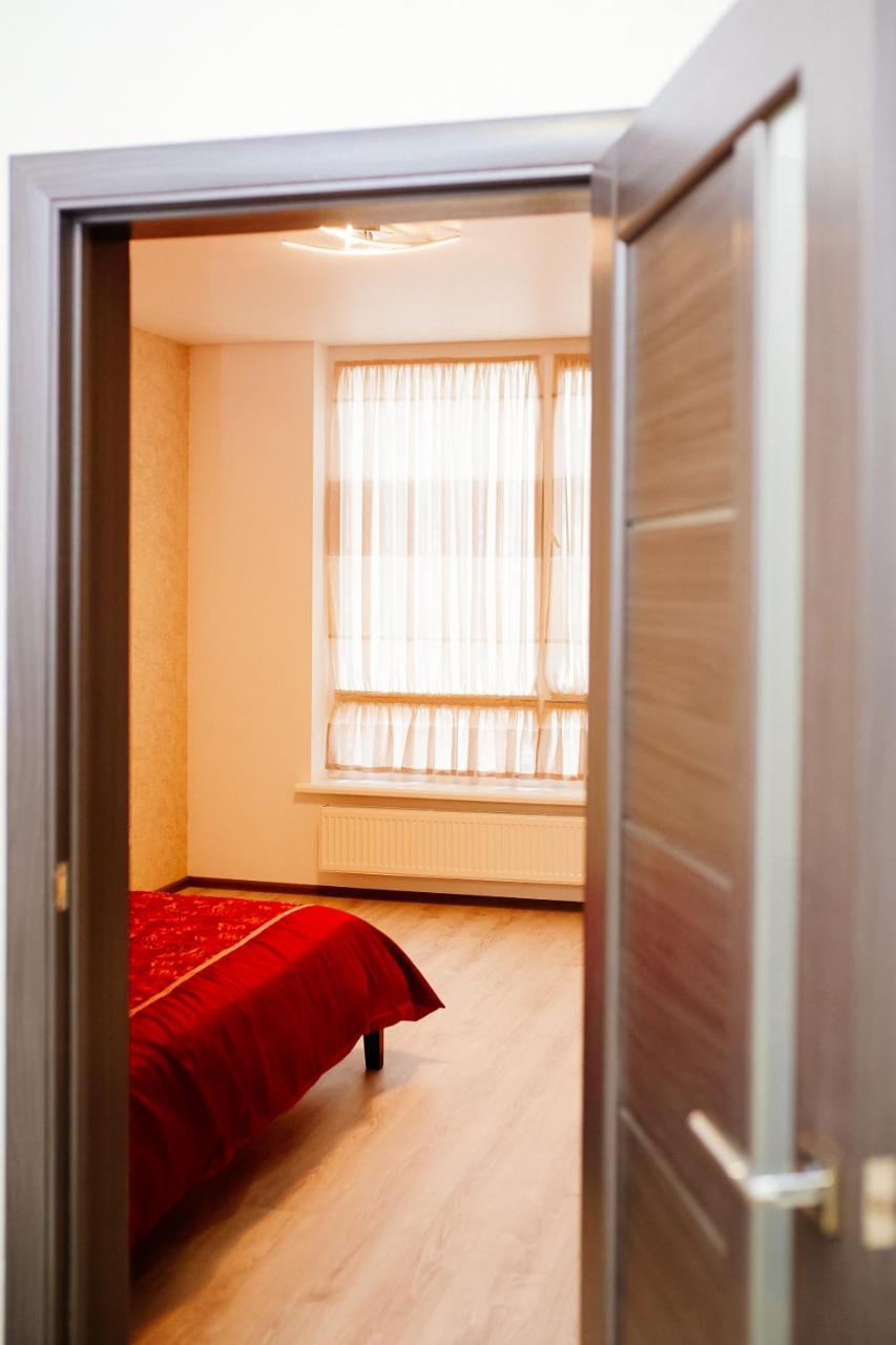 Семицвіт Apartment Lviv Bagian luar foto