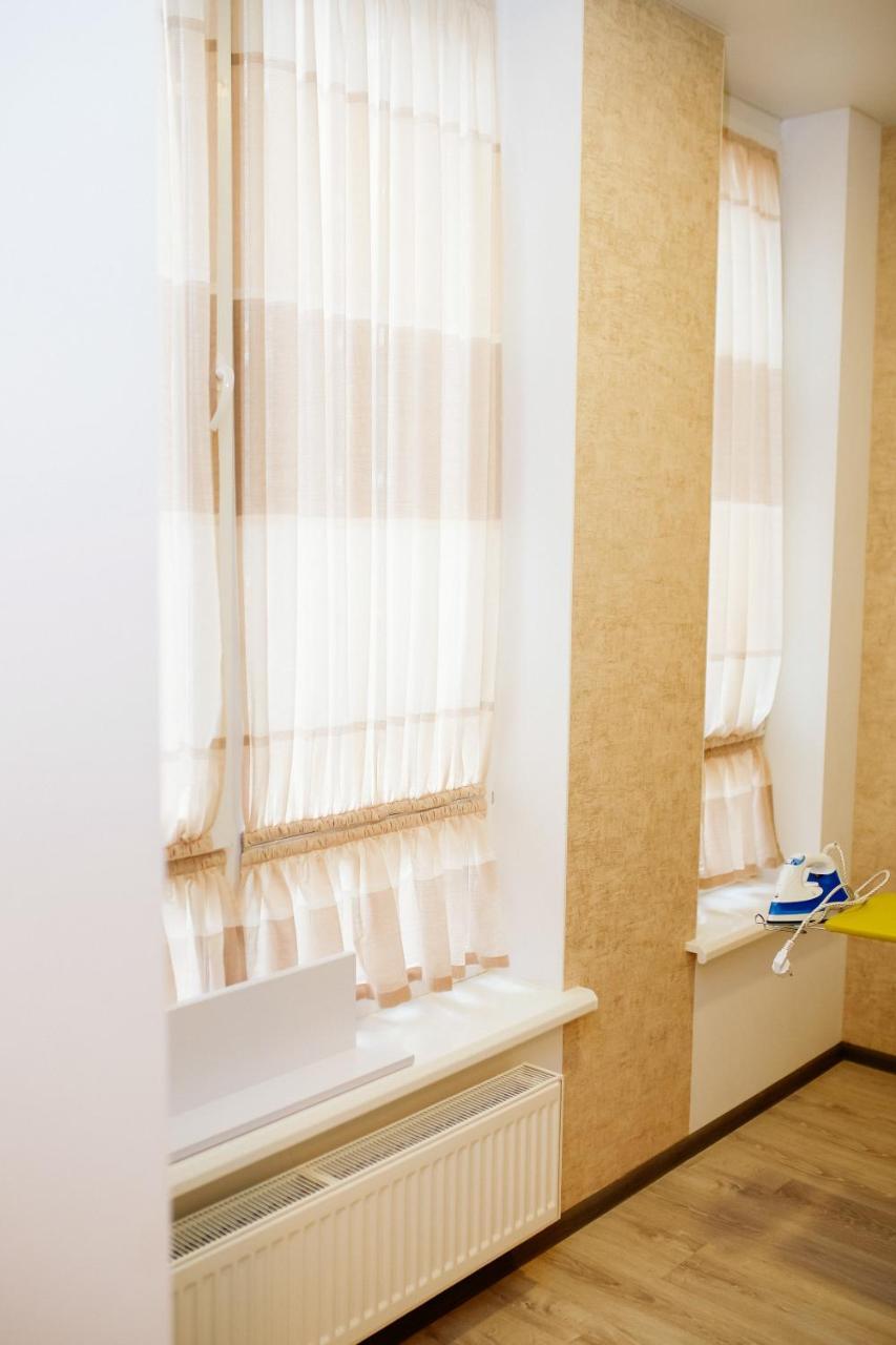 Семицвіт Apartment Lviv Bagian luar foto